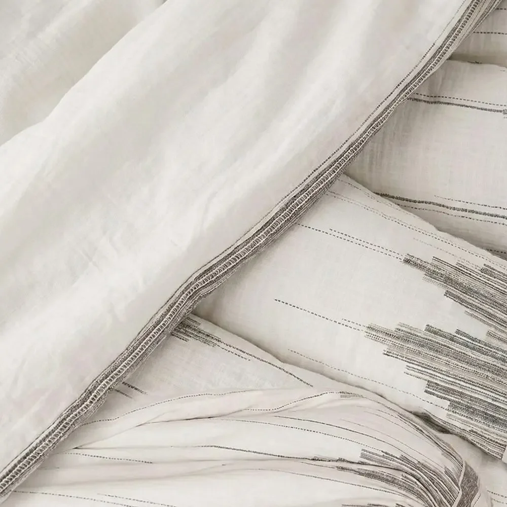 Urban Outfitters Inga Kilim Gauze Duvet Cover and Sham - Queen - New